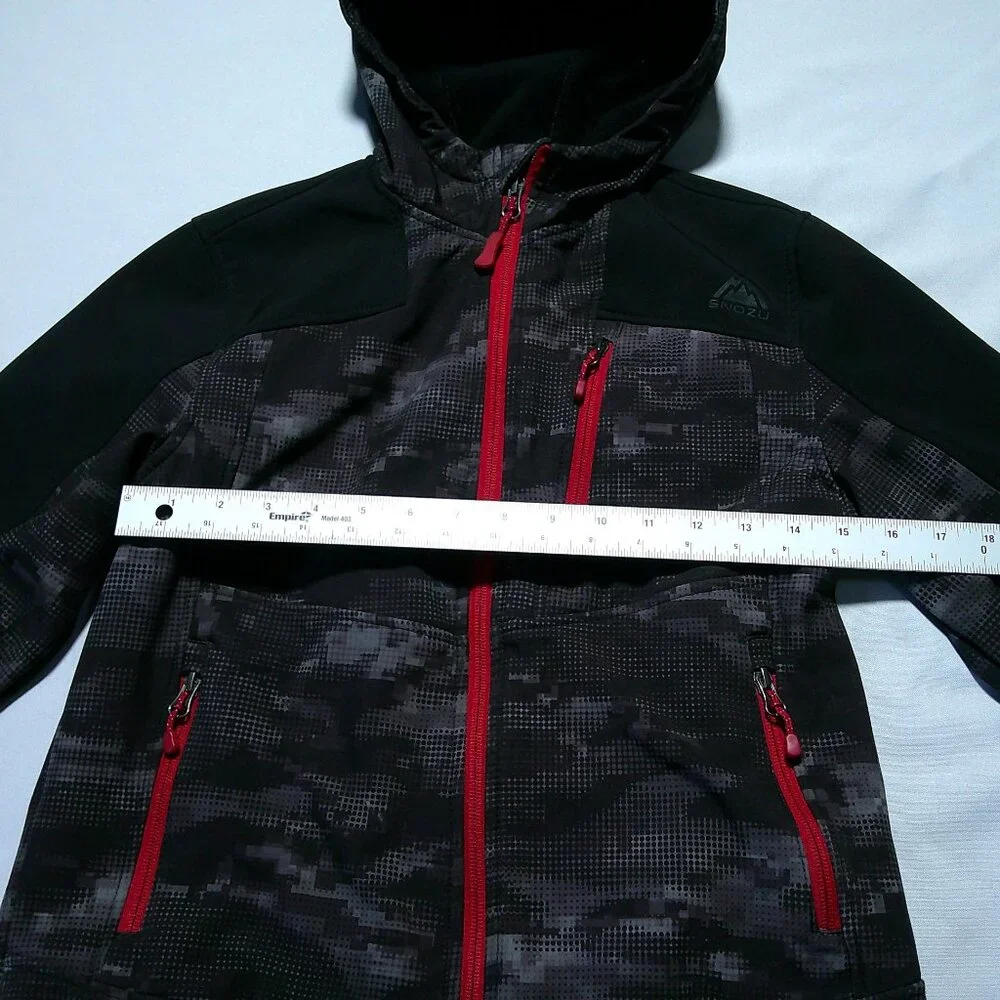 SNOZU Boys Black Red Camo Fleece Lined Softshell Hooded Jacket Size M (10/12)